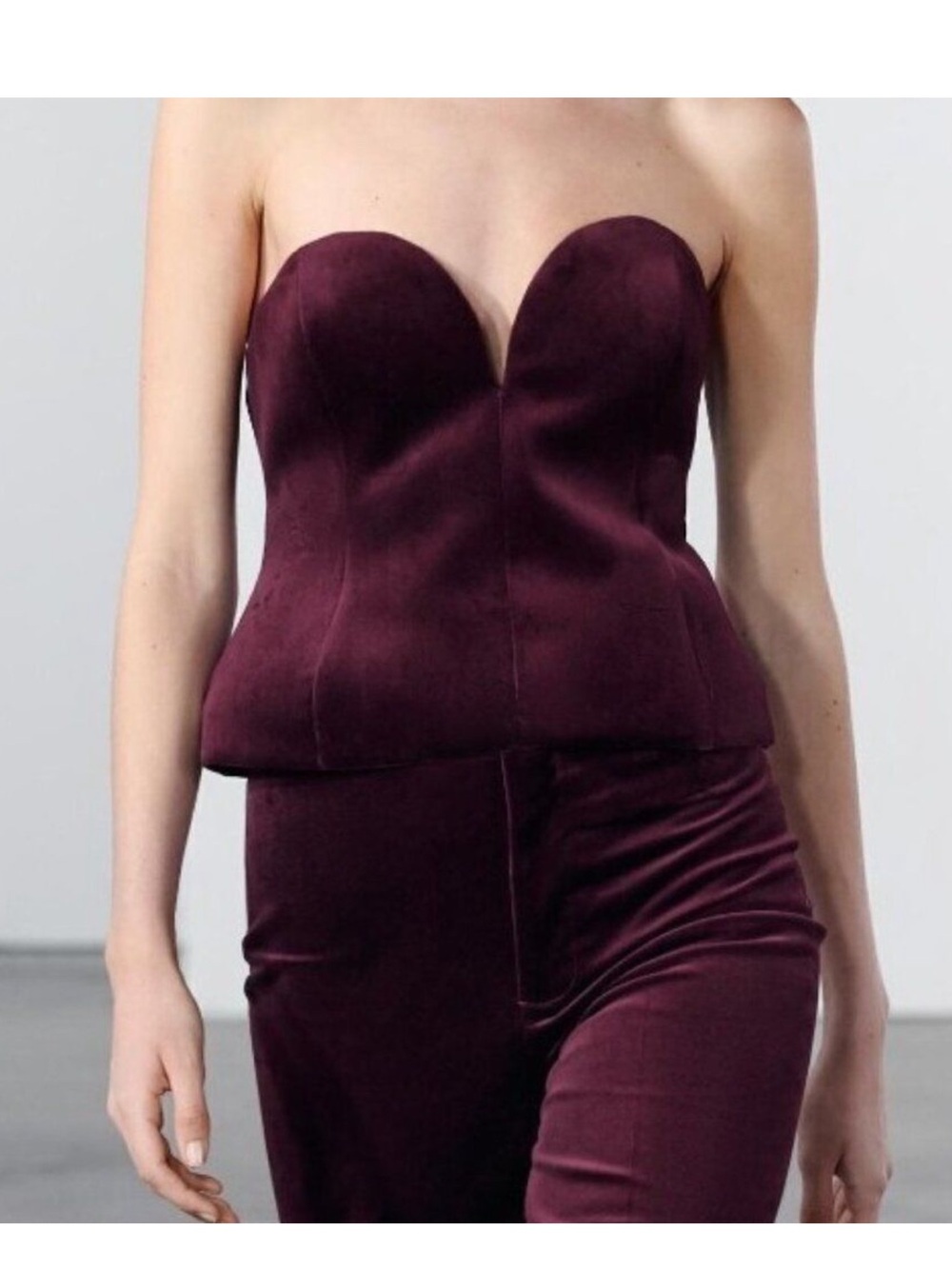New with tags! Zara Strapless Velvet Bustier Corset Top